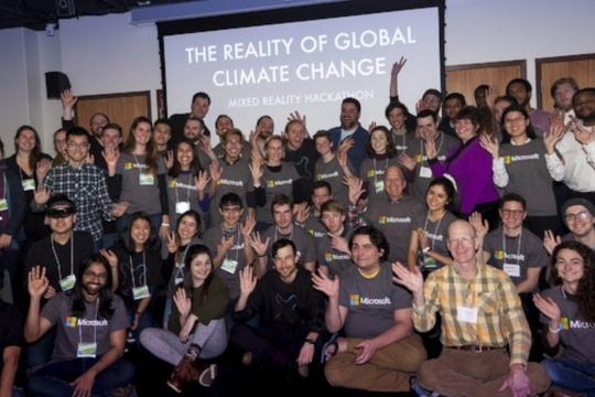 Hackathon Uses Virtual Reality to Explore Global Climate Change