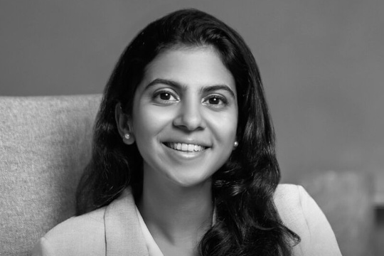jinali mody vogue headshot
